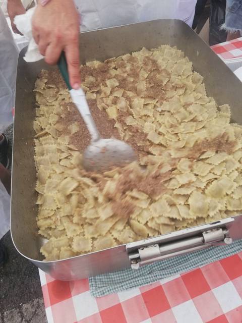 Stand Calliano, agnolotti - Fête des cuisines du Monferrato à Moncalvo